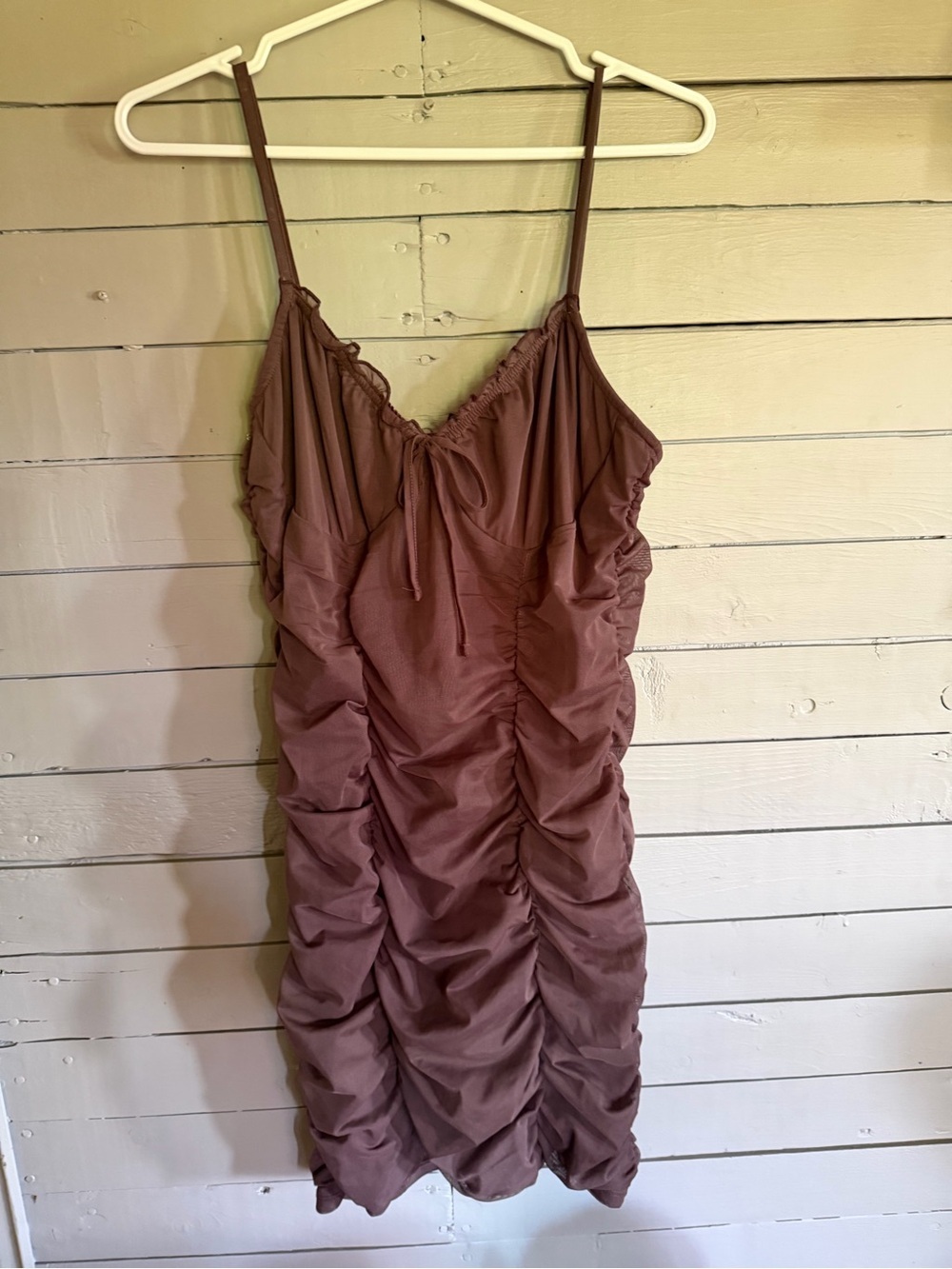 Divided Ribbed Burgundy Tank Top - Picture 2 of 4